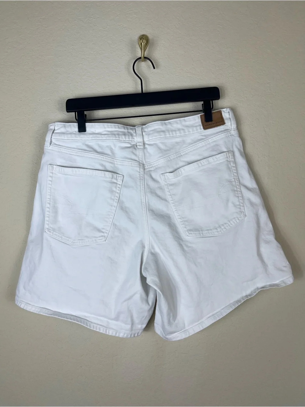 American Eagle Low Rise Baggy Loose Shorts Size 12